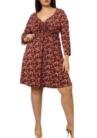Aubrey Floral Dress in our curvy collection has a tie front ruching detail with a cut out.  95% Polyester  5% Spandex