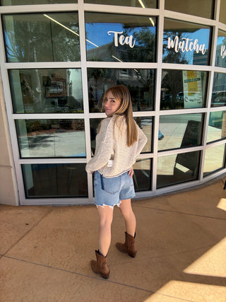 Mid Rise Loose Fit Shorts