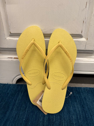 Havaianas Slim Sandal - Lemon Yellow