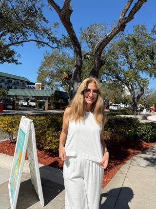 Z Supply Sloane  Linen Cropped Tank - White