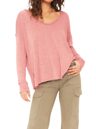 Mae Textured V-Neck Long Sleeve Tee in Dusty Cedar Let's hear it for lightweight long sleeves.  The Mae Textured Relaxed V-Neck Long Sleeve features our signature textured fabric that you all know and love. The soft v-neckline, drop shoulders, side slits, raw hem details, and overall draped fit create a casual, effortless staple. Pair with jeans, heels, and a cute bralette underneath for mid-week happy hour.