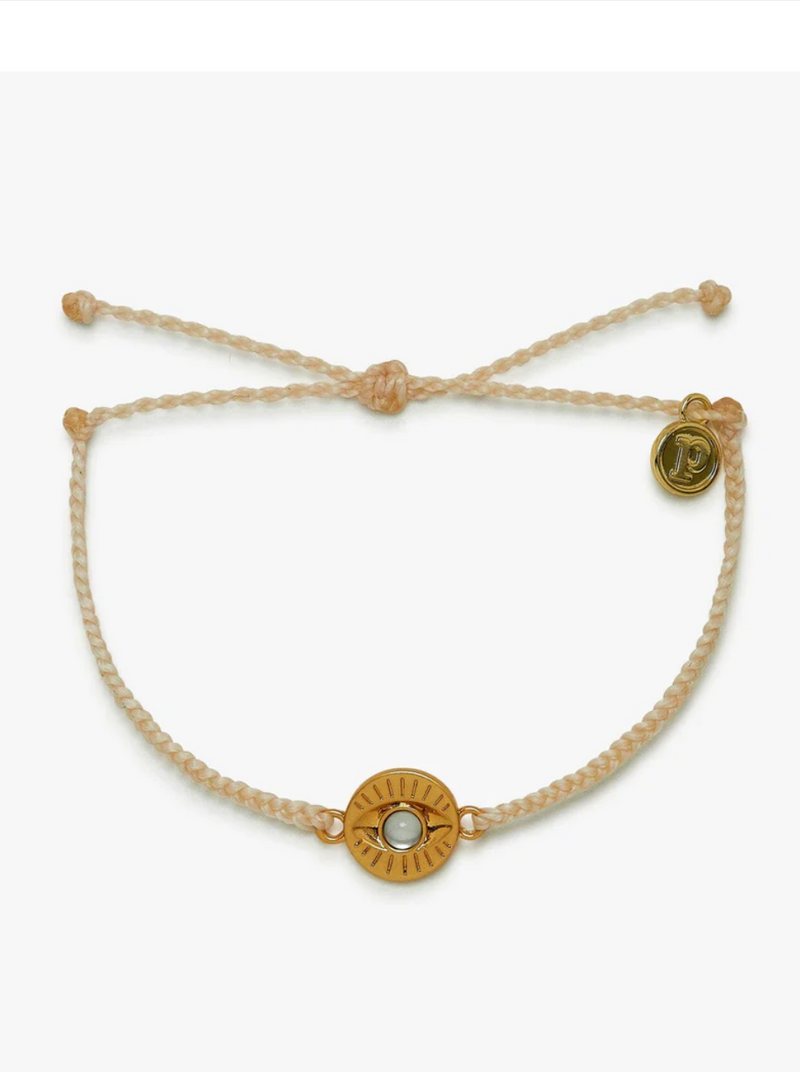 Pura Vida Gemstone Eye Coin Charm Bracelet  Say hello to your newest arm candy: the Gemstone Eye Coin Charm Bracelet! It's the perfect piece for anyone looking for good vibes only. The protective eye charm gives off an air of mystique and enhances your overall look.