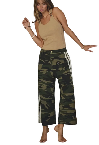 Camo Printed Washed Denim Cropped Pants