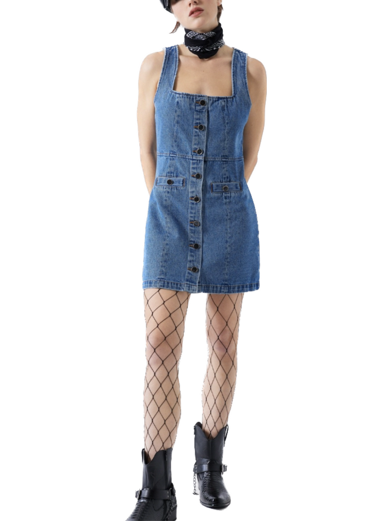 This Taylor Square Denim Neck Dress features elevate black and gold buttons.  Material:  100% Cotton